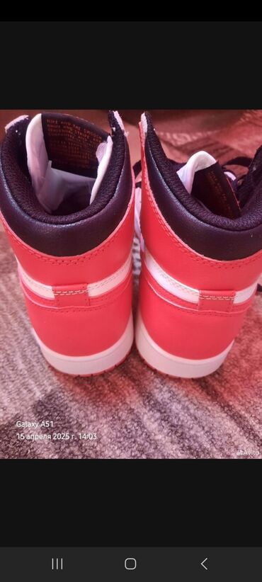 Кроссовки и спортивная обувь: Кроссовки баскетбольные высокие Nike Air Jordan (силуэт AJ1). - Цвет — 3