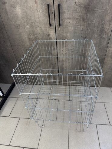 витрины для обуви: Корзина-распродажная (Цинк)с регулировкой высоты дна. Размеры:60х60Н80