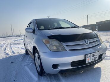 Toyota: Toyota ist: 2002 г., 1.3 л, Автомат, Бензин, Хэтчбэк