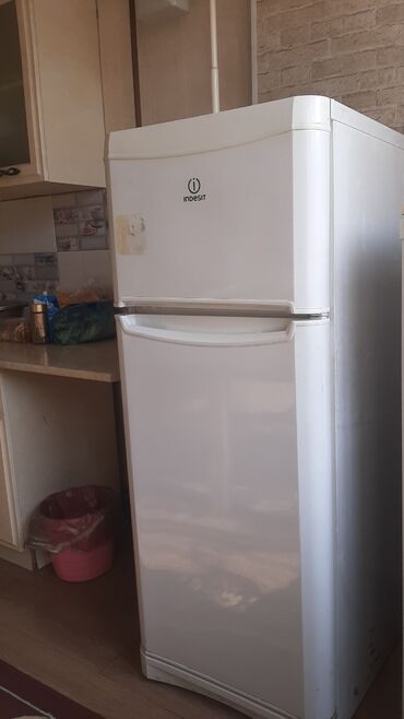 активный усилитель пульт: Холодильник Indesit, Двухкамерный