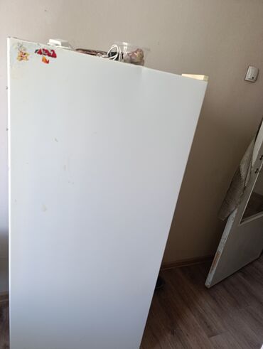 холодильник миний: Холодильник Biryusa, Б/у, Однокамерный, De frost (капельный)