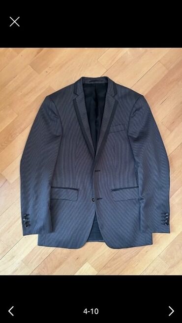 Kostyumlar: Kişi kostyumu – 2 parça (jaket və şalvar) - Rəng: tünd boz, incə — 2