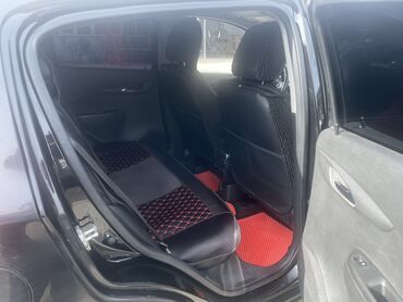 Chevrolet: Chevrolet Spark: 2017 г., 1 л, Автомат, Бензин, Хэтчбэк — 8