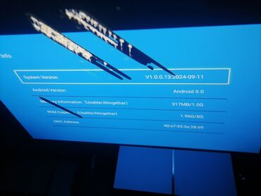 Projektori: Multimedijalni Smart Android projektor – LED Ima fleku u slici. - — 16