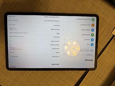 Honor pad8,HEY-W09 128gb,Ram 6gb.cox az istifade olunub.Klaviatura