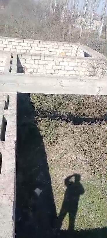 bakıxanov ev satışı: Salam Xacmaz Qobuqiraginda 4.5 sot icinde yari tikili ev satilir — 2