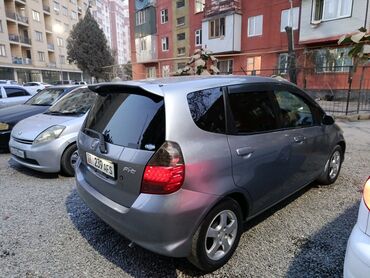 Honda: Honda Fit: 2003 г., 1.5 л, Вариатор, Бензин, Хэтчбэк — 8