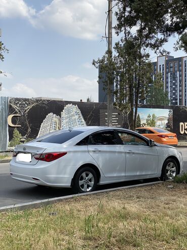 hyundai major: Hyundai Sonata: 2014 г., 2 л, Автомат, Газ, Седан