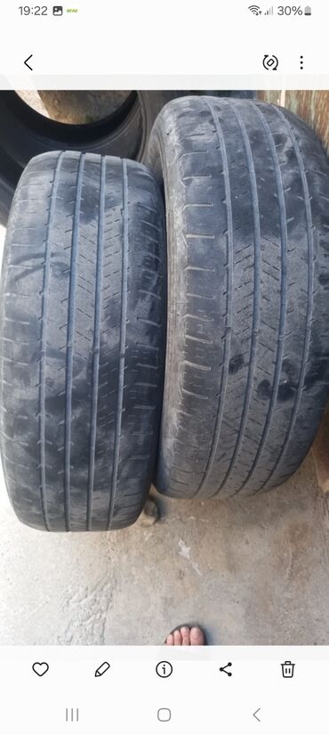 Шины: 235/60R18 Teker koreya 4 eded 95 manat 2 ededi biraz zəifdi 2 si