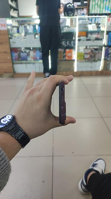 чехол для poco: Poco X5 Pro 5G, Б/у, 256 ГБ, цвет - Синий, 1 SIM, 2 SIM, eSIM — 8