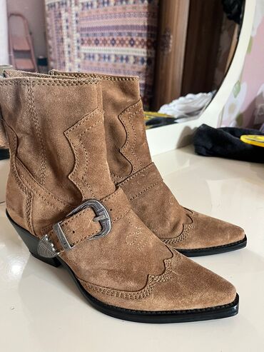 Makasin və loferlər: Ölçü: 36, Yeni
