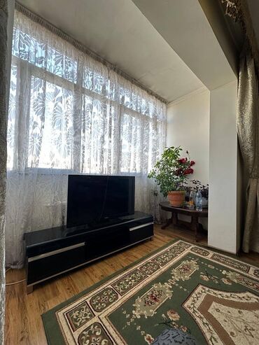 Продажа квартир: 4 комнаты, 80 м², 106 серия, 8 этаж, Косметический ремонт