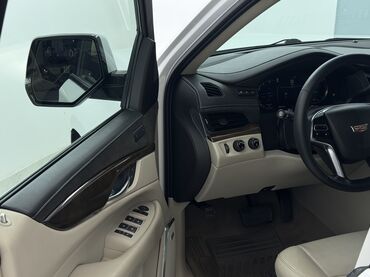 Cadillac: Cadillac Escalade: 2018 г., 6.2 л, Автомат, Бензин, Универсал — 13