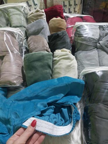 Prekrivači za nameštaj: 🍃Navlake za stolice🍃 🍃Paket sadrži 6 komada 🍃Materijal-pliš 🍃Cena-3000 — 12