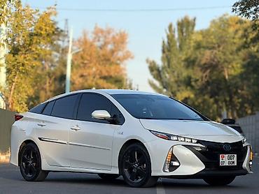Toyota Prius: 2020 г., 1.8 л, Автомат, Гибрид, Лифтбек