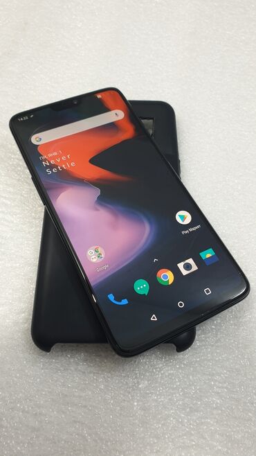 старый телефон мобильный: OnePlus 6, Б/у, 128 ГБ, цвет - Черный, 2 SIM