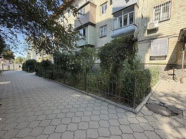 кварира: 1 комната, 33 м², Мед Академия Хрущевка, 1 этаж, Старый ремонт — 2
