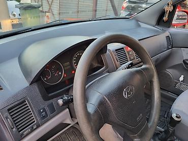 Hyundai: Hyundai Getz 1.4 2003. godište Kilometraža:202.000 km Gorivo:Benzin — 15