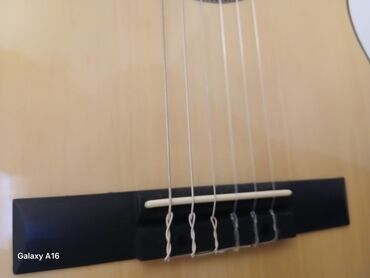 gitara barter: Klassik gitara, Yeni, Ünvandan götürmə