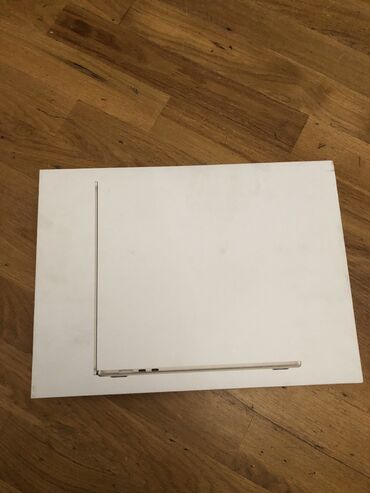 apple notebook baku: Apple M2, 8 ГБ ОЗУ, 15 "