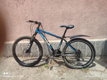 Велосипеды: Велосипет размер колеса 26-27 адрес горкий юнусалиева напишите на
