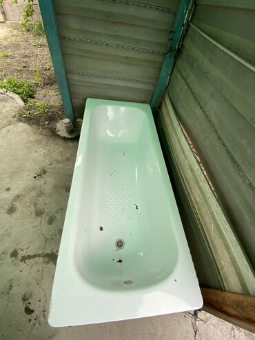реставрация чугунной ванны мозаикой: Ванна Квадратная, Б/у
