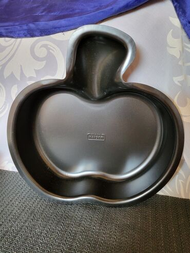 Ostalo posuđe: Pleh,kalup,nov,vintaz za torte jabuka,original Kaiser.Nemacka. Nov — 2