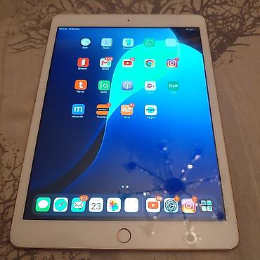 Apple iPad: İpad 8 ci nesil 32 yaddaş. Heç bir problemi yoxdu, yan terefde eziyi — 2