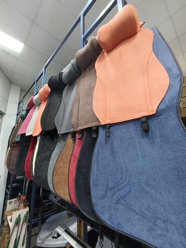 Чехлы и накидки на сиденья: Чехлы Велюровые, С подушкой, Universal Seat cover