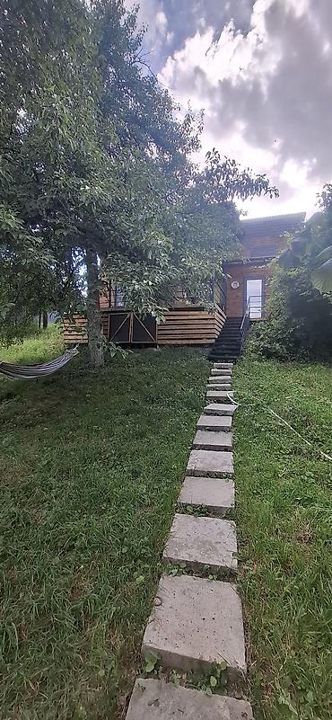 дом на день: Коттедж дача в с Арашан, вниз от кафе Роял фиш. Выполненный из — 1