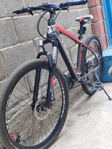 велосипеды карбоновые: PHOENIX M860 оригинал на алюминиевый раме . колесо 26