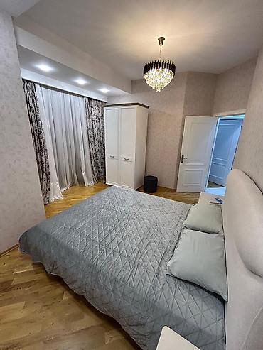 icare qaraj: İcarəyə verilir 3 otaqlı yeni tikili 104 m², 28 May m. Kateqoriya — 3