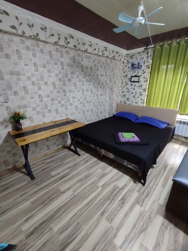 Посуточная аренда комнат: 200 м² — 3