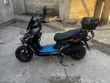 Скутеры: Скутер Benelli 180 кубов — 8