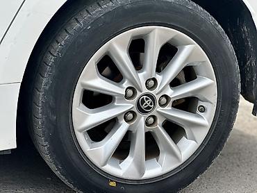 corolla runx: Toyota Corolla: 2020 г., 1.8 л, Вариатор, Гибрид, Седан — 8
