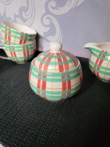 Kuhinjski setovi: Servis nov za kafe,caj,poslastice rucno oslikan 80te.Blue Elephant na lalafo.rs — 15 Kuhinjski setovi: Servis nov za kafe,caj,poslastice rucno oslikan 80te.Blue Elephant — 15