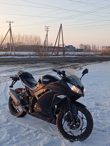 Мотоциклы: Продаю мотоцикл реплика Kawasaki ninja ! Взгляды собирает очень