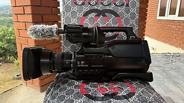 ses yazan cihaz: Sony HXR-MC2000 peşəkar videokamera Xüsusiyyətlər: - G seriyalı lens — 7