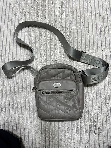 лакосте барсетки: Сумка через плечо Lacoste, компактный городской формат. Основные — 1
