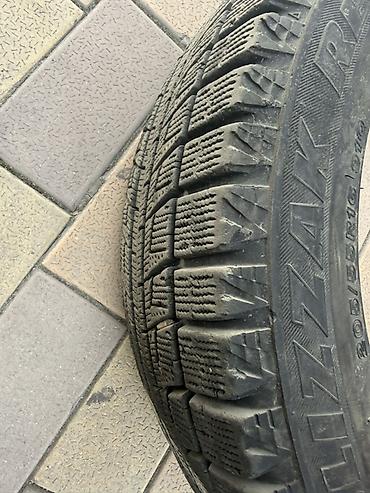 Шины: Зимняя шина Bridgestone Blizzak Revo 1 - Размер: 205/55 R16 -90% — 4