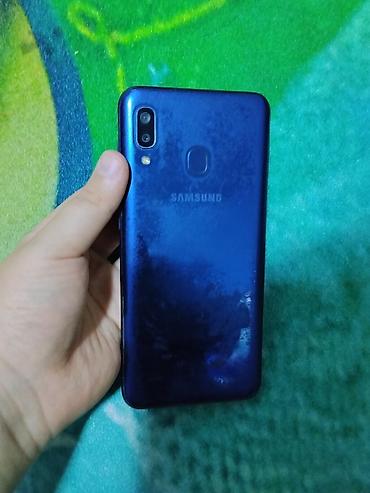 12 iphone pro: Samsung Galaxy A20, Б/у, цвет - Синий, 2 SIM — 1
