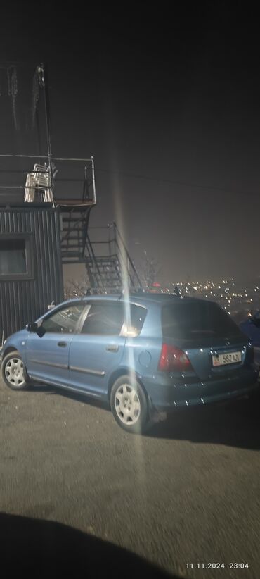 Honda: Honda Civic: 2003 г., 1.6 л, Механика, Газ, Хэтчбэк — 4