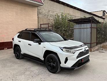 Toyota: Toyota RAV4: 2021 г., Гибрид, Кроссовер — 3