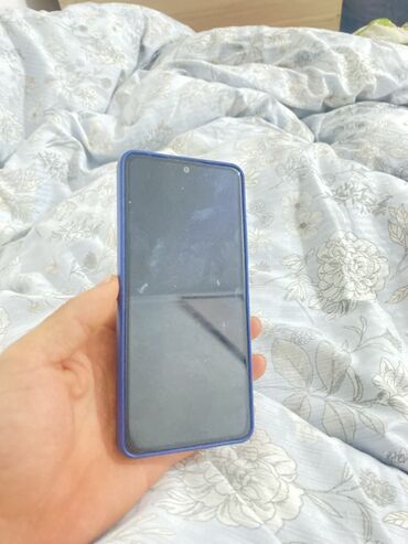 Redmi: Redmi, Redmi Note 13, Новый, 256 ГБ, цвет - Черный, 2 SIM — 3