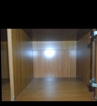 TV altlığı: İşlənmiş, Düz TV altlığı, Polkalı, Malayziya — 9