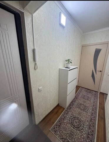 снять квартиру на долгий срок в бишкеке ок: 1 бөлмө, 36 кв. м, 104-серия, 3 кабат, Евроремонт