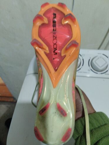 сороконожки аир зум: Футбольные бутсы Nike Mercurial с технологией Air Zoom - Тип