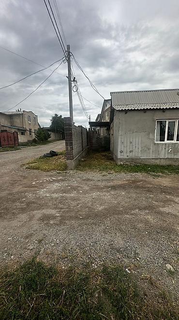 Дома: Ленин районунун ТЭЦ-2 конушунан 5 соток участок сатылат. 3 комнатный — 7