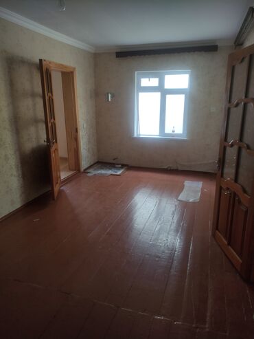 Uzunmüddətli kirayə evlər: 150 kv. m, 7 otaqlı, Qaz, İşıq, Su -da lalafo.az — 7 Uzunmüddətli kirayə evlər: 150 kv. m, 7 otaqlı, Qaz, İşıq, Su — 7