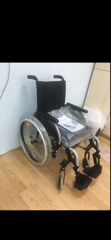 İnqalyatorlar, nebulizerlər: Əlil arabası kalyasqası satıram təzədi. 250 manat